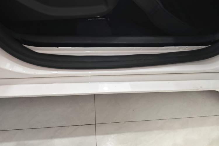 Used BYD e2 2024 Honor Edition Comfort Model Right Side Sill