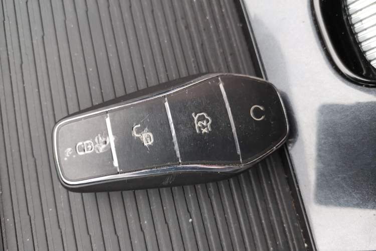 Used BYD e2 2024 Honor Edition Luxury Model Vehicle Key