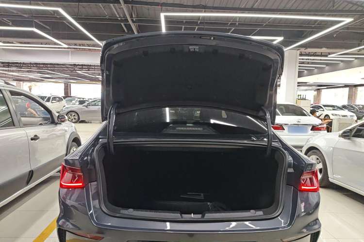 Used BYD e3 2020 High-Range Version Yao·Luxury Model Trunk