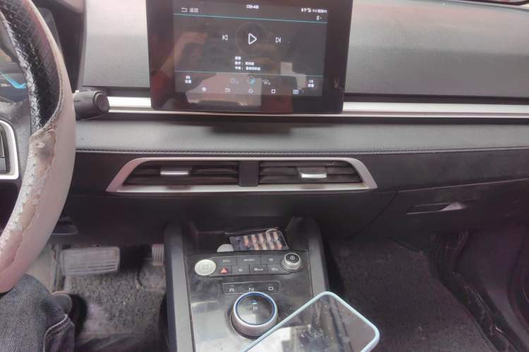 Used BYD e3 2020 High-Range Version Yao·Luxury Model Audio And AC Panel
