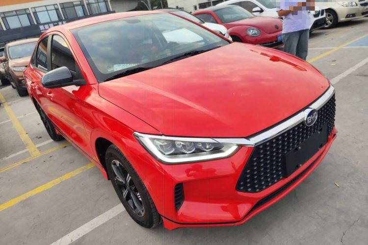Used BYD e3 2020 High-Range Version – Chuan·Luxury Model Front Right 45 Deg
