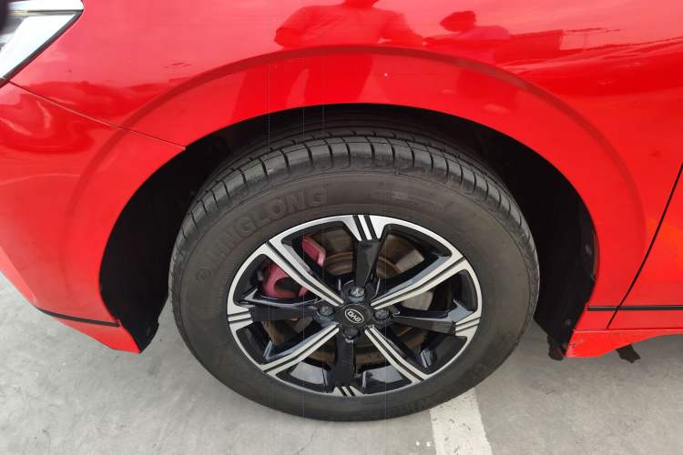 Used BYD e3 2020 High-Range Version – Chuan·Luxury Model Left Front Wheel Hub