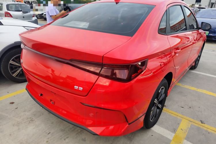 Used BYD e3 2020 High-Range Version – Chuan·Luxury Model Rear Right 45 Deg