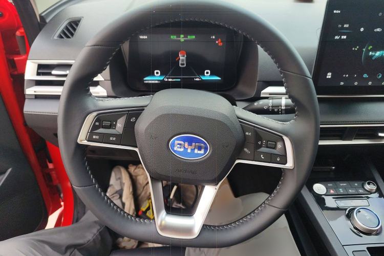 Used BYD e3 2020 High-Range Version – Chuan·Luxury Model Steering Wheel