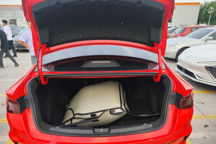Used BYD e3 2020 High-Range Version – Chuan·Luxury Model Trunk