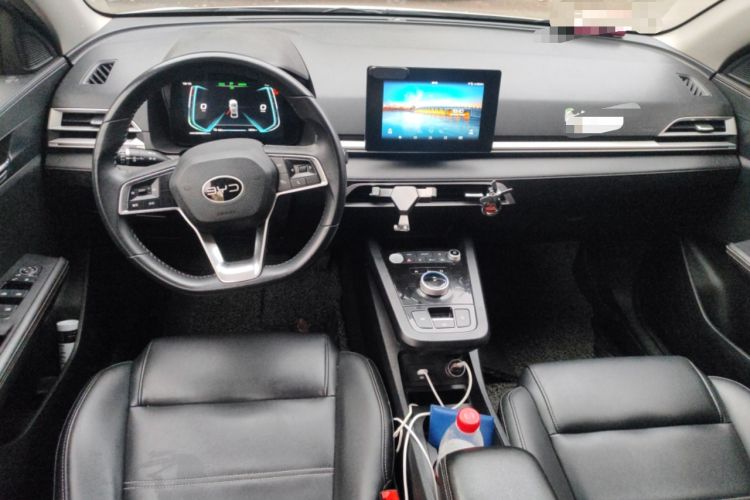 Used BYD e3 2020 Standard Range Version Smart & Comfortable Model Center Console