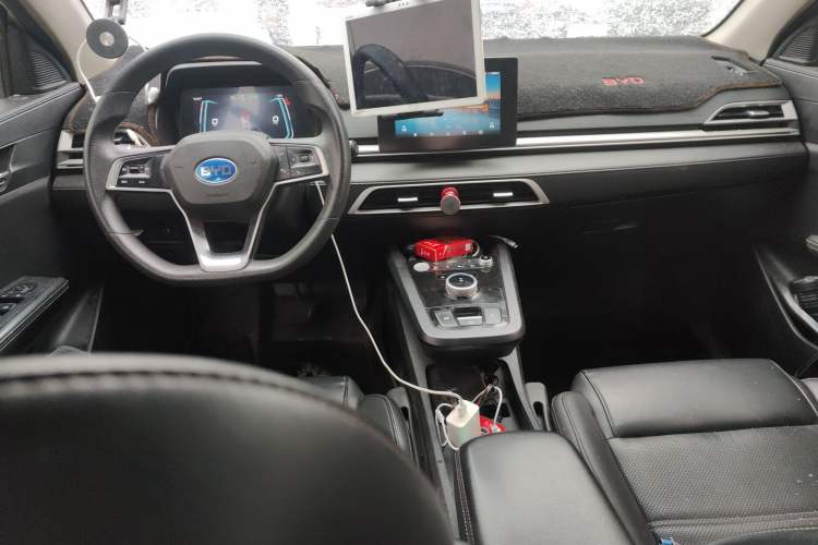 Used BYD e3 2020 400 Travel Edition Center Console