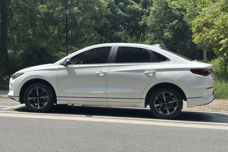 Used BYD e3 2020 Standard Range Version Smart & Comfortable Model Exterior 10