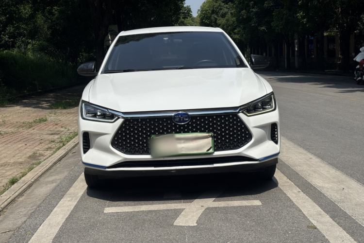 Used BYD e3 2020 Standard Range Version Smart & Comfortable Model Exterior 8