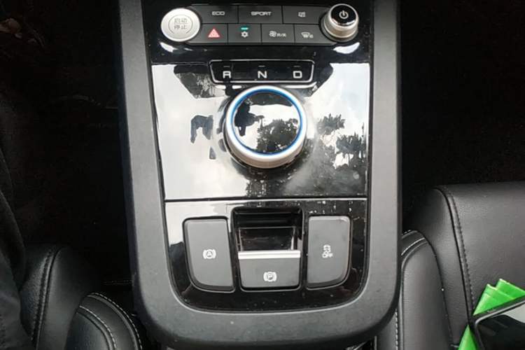 Used BYD e3 2020 Standard Range Version Smart & Comfortable Model Gear Lever