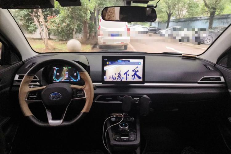 Used BYD e3 2021 Travel Edition Center Console