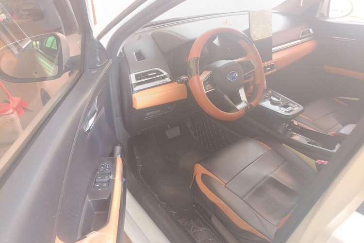 Used BYD e3 2021 Upgraded Model Extended-Range Version Luxury Edition Driver Seat