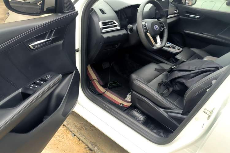 Used BYD e3 2021 Travel Edition Driver Seat