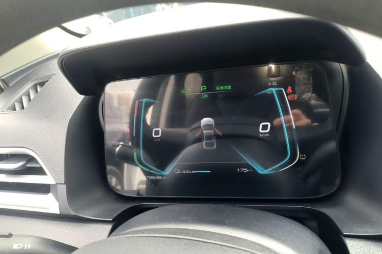 Used BYD e3 2021 Travel Edition Instrument Cluster