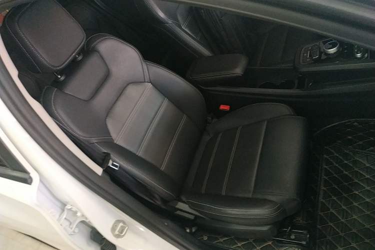 Used BYD e3 2021 Lingchang Edition Right Front Seat