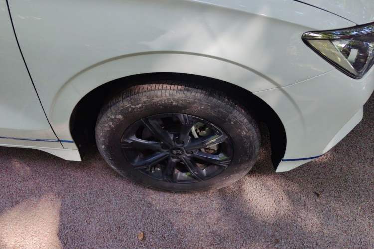 Used BYD e3 2021 Lingchang Edition Right Front Wheel Hub