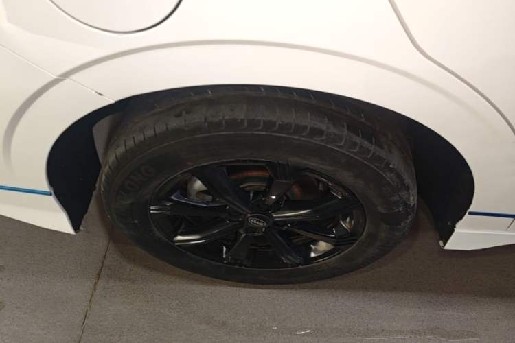 Used BYD e3 2021 Travel Edition Right Rear Wheel Hub