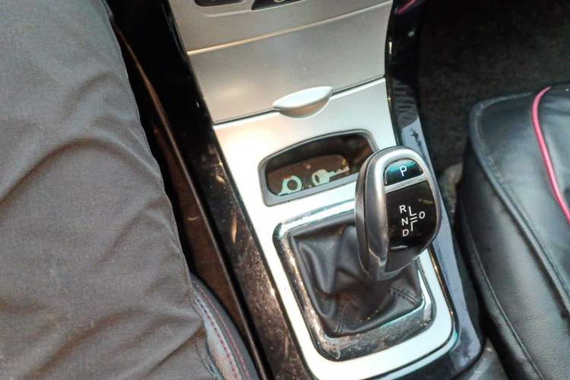 Used BYD e5 2016 300 Luxury Edition Gear Lever