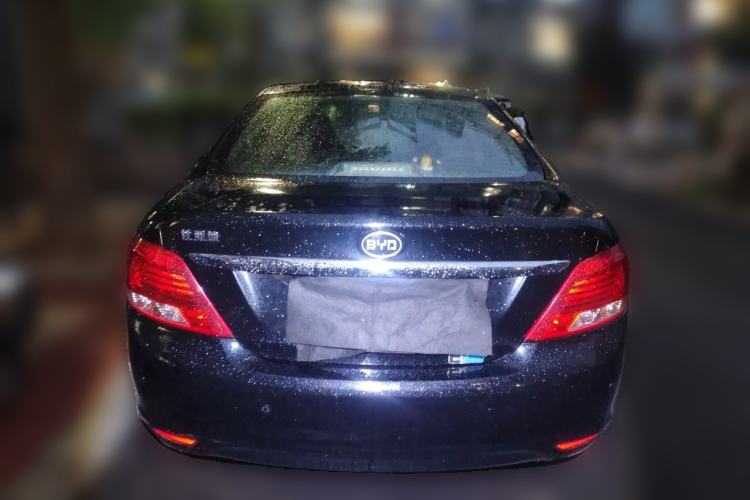 Used BYD e5 2016 300 Luxury Edition Rear