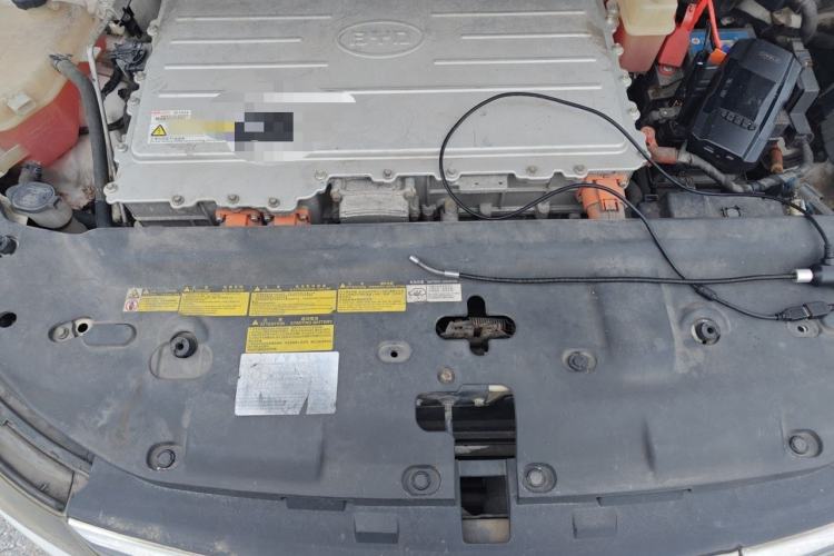 Used BYD e5 2016 300 Comfort Version Engine Bay