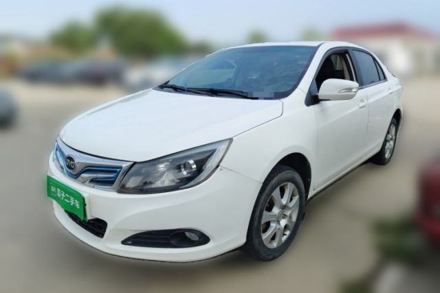 Used BYD e5 2016 300 Luxury Edition