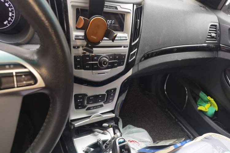Used BYD e5 2016 300 Luxury Edition Audio And AC Panel