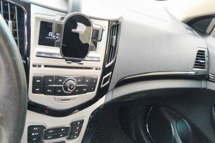 Used BYD e5 2016 300 Luxury Edition Audio And AC Panel