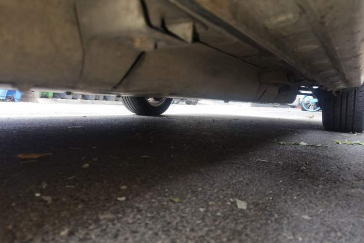 Used BYD e5 2016 300 Luxury Edition Chassis Front Left