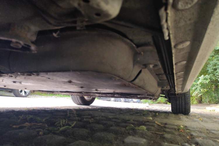 Used BYD e5 2016 300 Luxury Edition Chassis Front Left