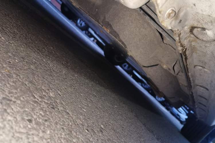 Used BYD e5 2016 300 Luxury Edition Chassis Front Left
