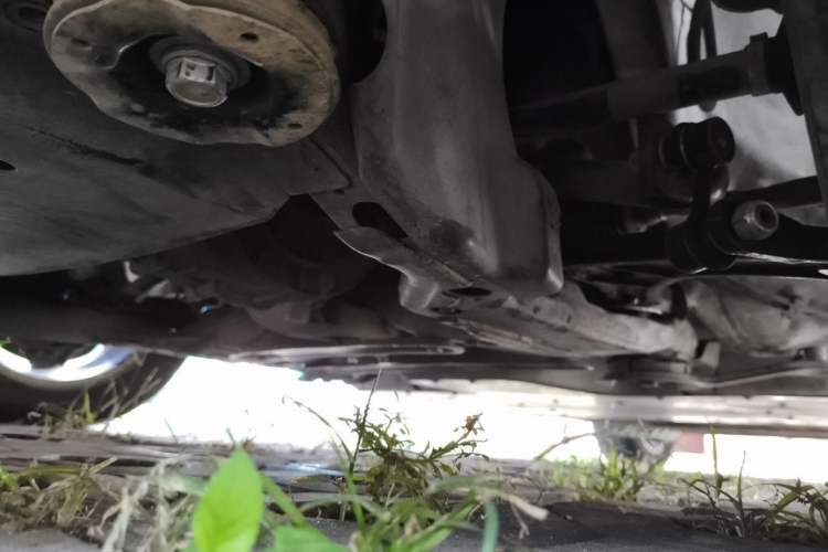 Used BYD e5 2016 300 Luxury Edition Chassis Front Left