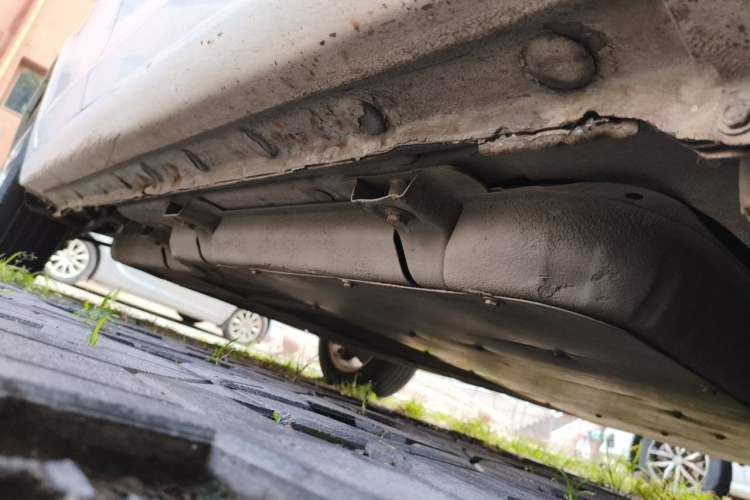 Used BYD e5 2016 300 Luxury Edition Chassis Front Right