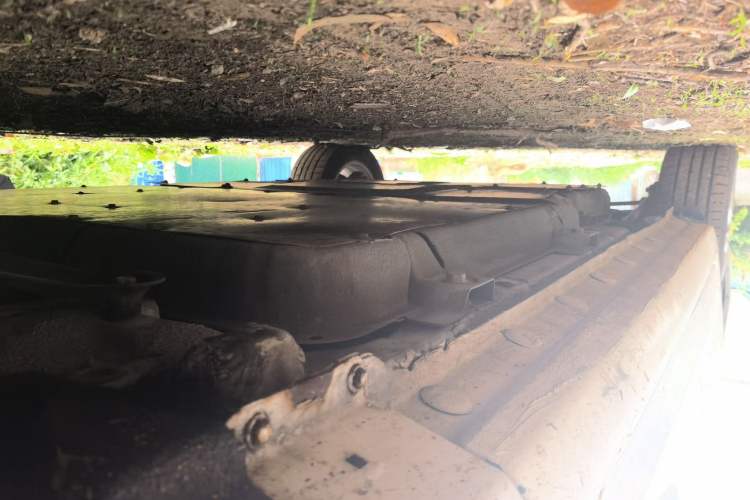 Used BYD e5 2016 300 Prestige Edition Chassis Front Right