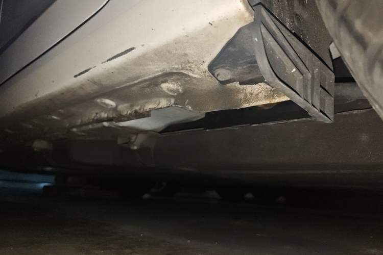 Used BYD e5 2016 300 Luxury Edition Chassis Rear Left