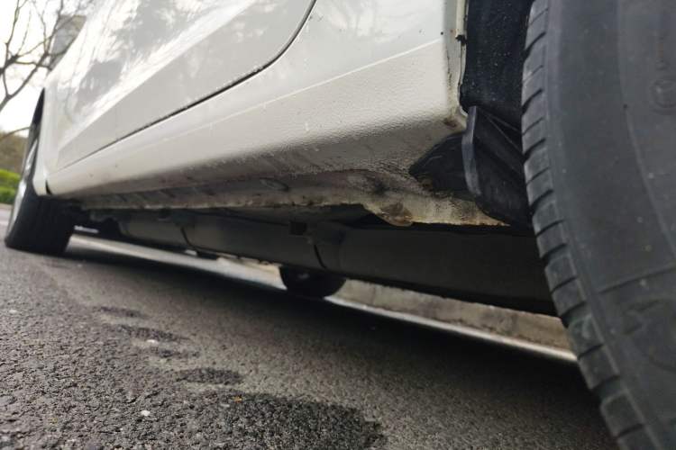 Used BYD e5 2016 300 Luxury Edition Chassis Rear Left
