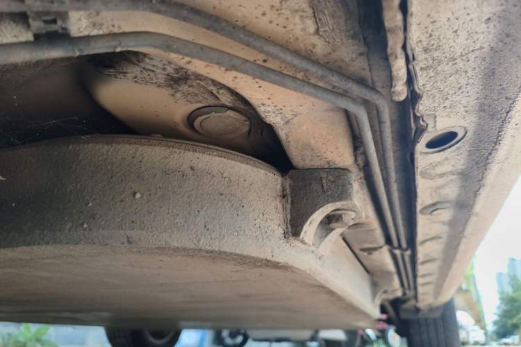 Used BYD e5 2016 300 Comfort Version Chassis Rear Left