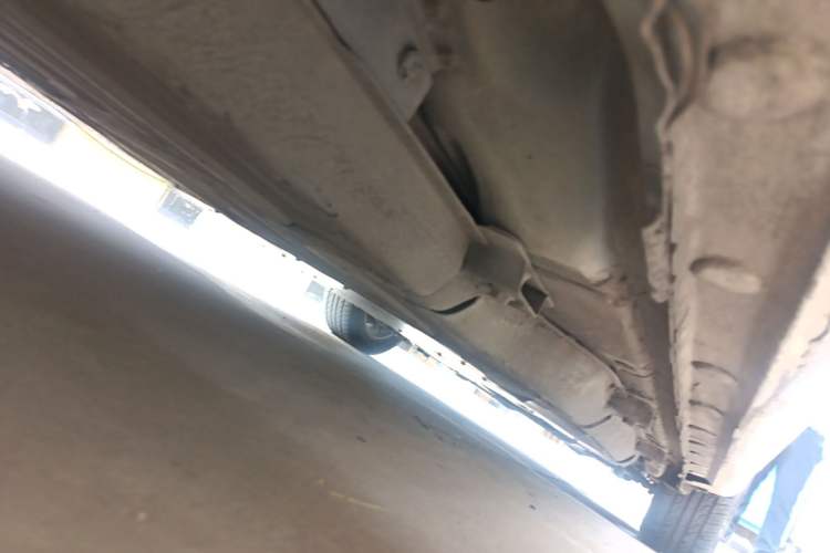 Used BYD e5 2016 300 Luxury Edition Chassis Rear Right