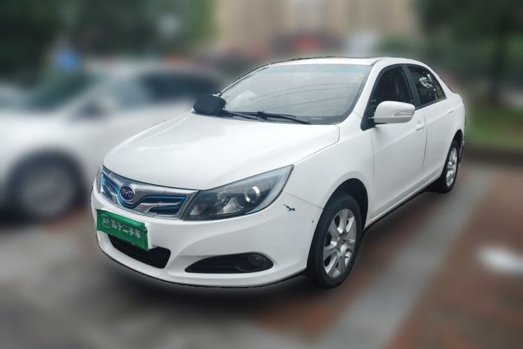 Used BYD e5 2016 300 Luxury Edition Guazi used car, China used car export, Used car for sale, Used cars, Cheapest cars for sale