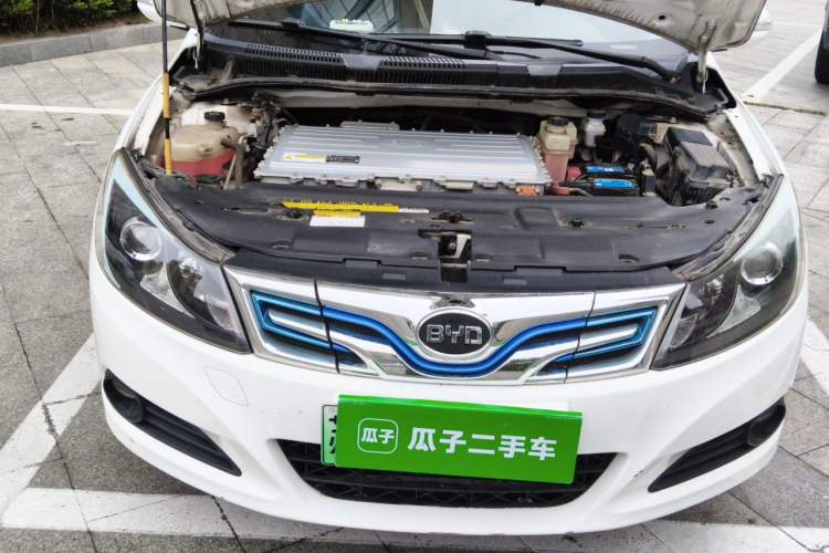 Used BYD e5 2016 300 Luxury Edition Engine Bay