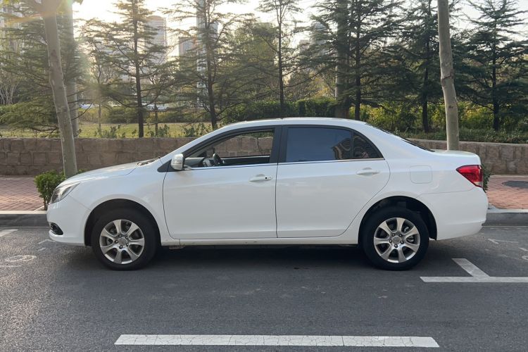 Used BYD e5 2016 300 Luxury Edition Exterior 5