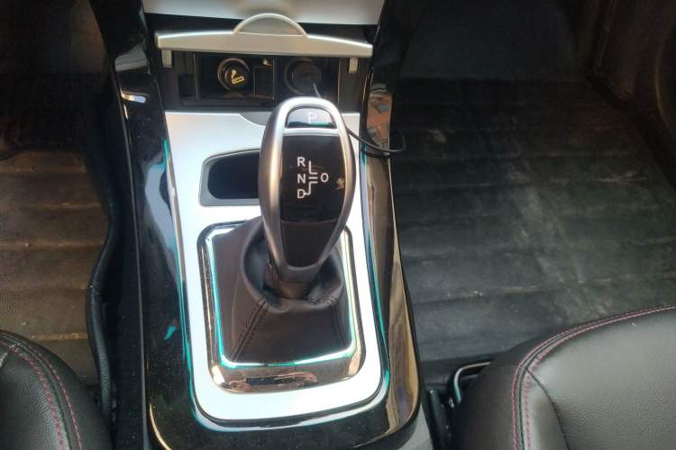 Used BYD e5 2016 300 Luxury Edition Gear Lever