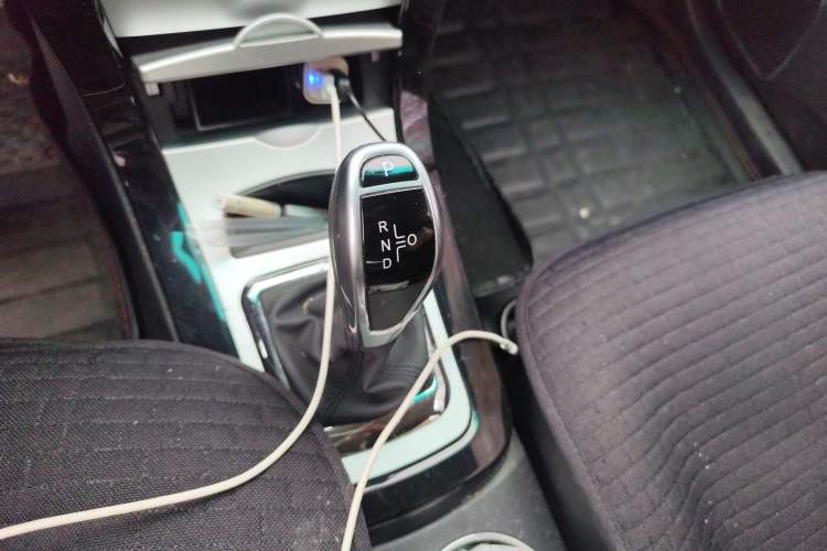 Used BYD e5 2016 300 Luxury Edition Gear Lever