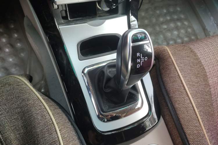 Used BYD e5 2016 300 Luxury Edition Gear Lever