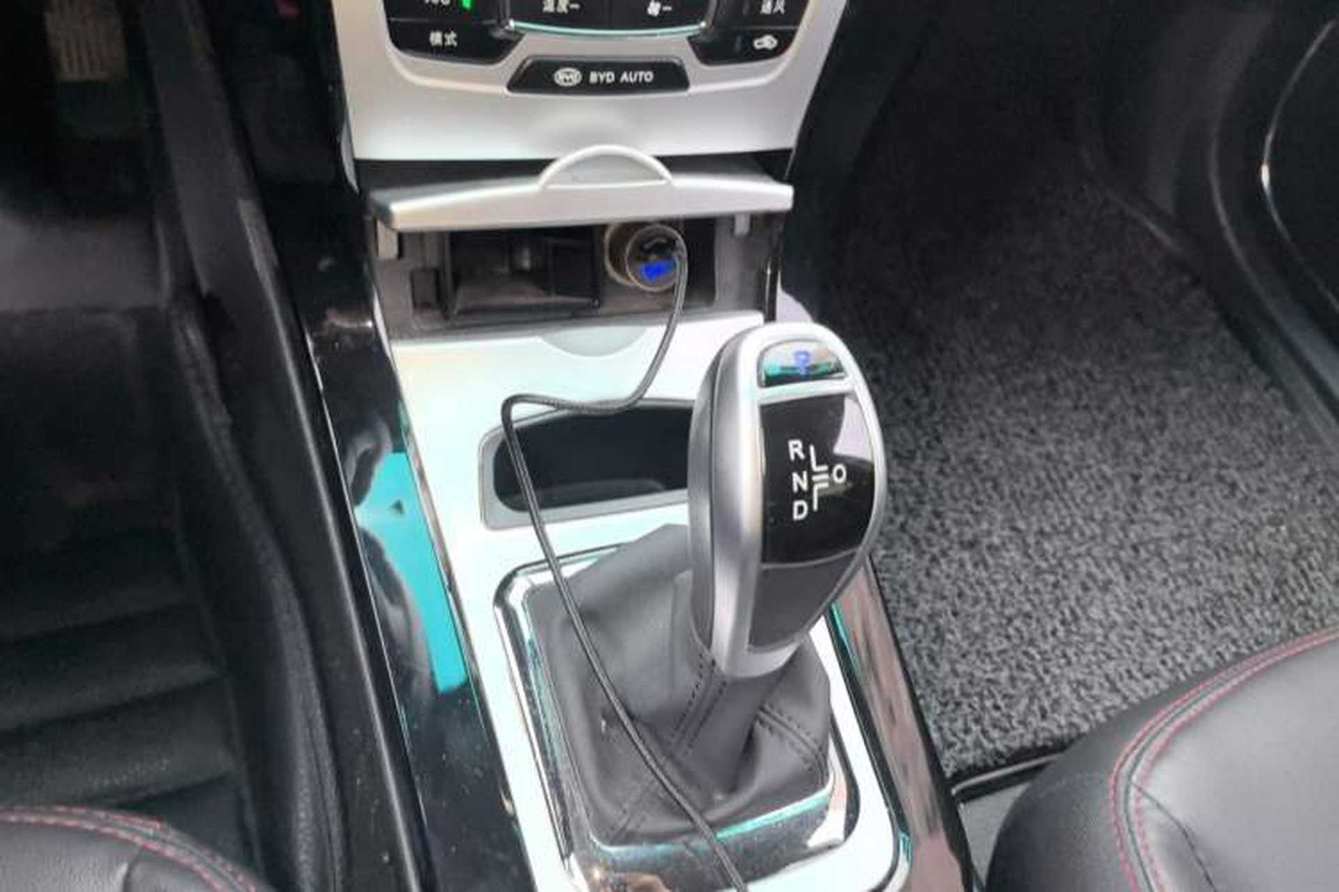 Used BYD e5 2016 300 Luxury Edition Gear Lever