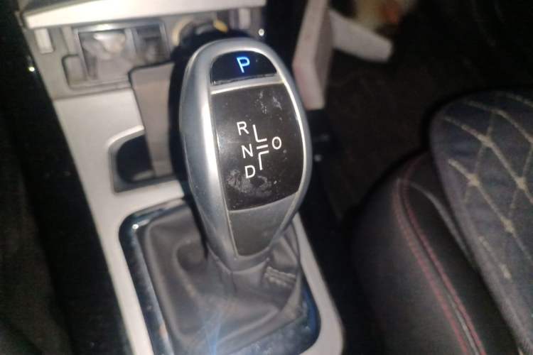 Used BYD e5 2016 300 Prestige Edition Gear Lever