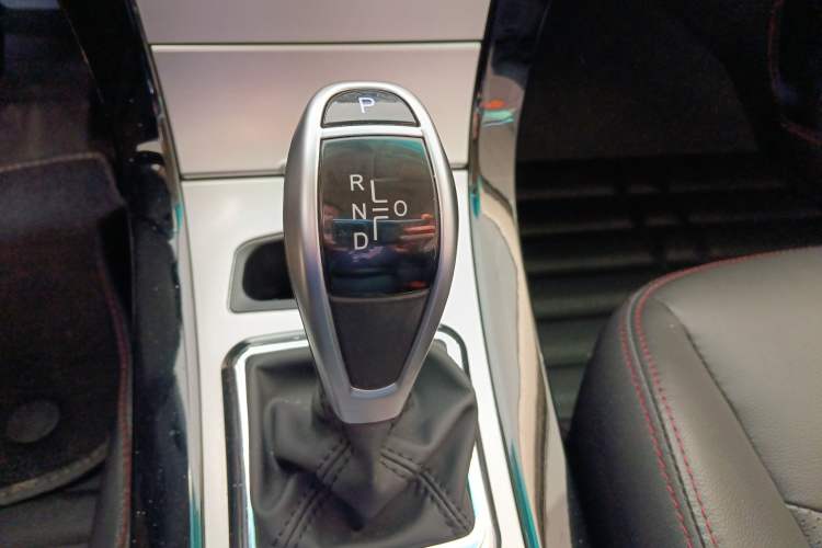 Used BYD e5 2016 300 Luxury Edition Gear Lever