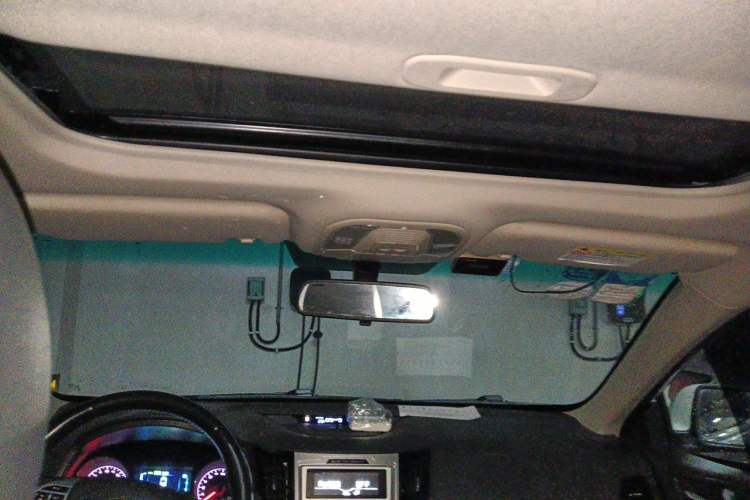 Used BYD e5 2016 300 Luxury Edition Headliner