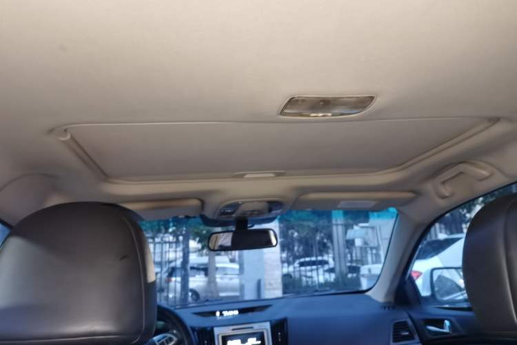 Used BYD e5 2016 300 Luxury Edition Headliner