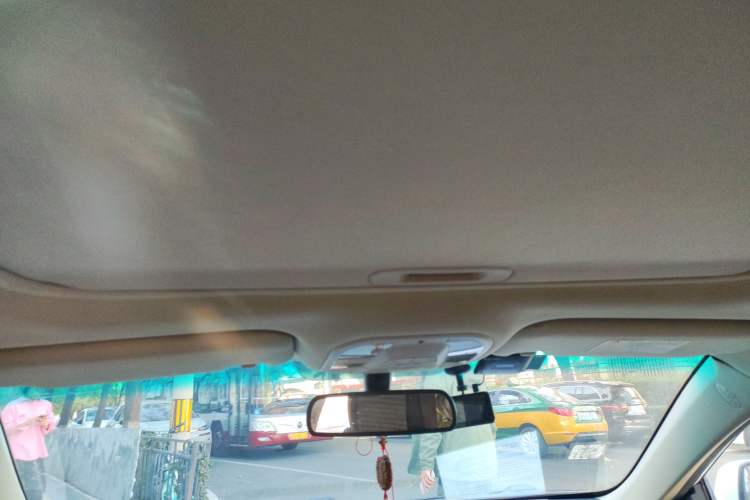 Used BYD e5 2016 300 Luxury Edition Headliner
