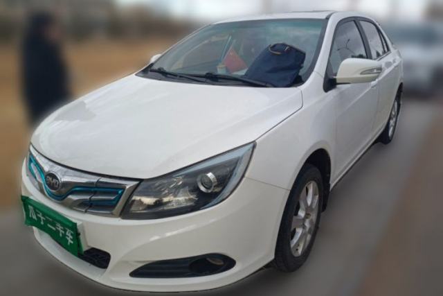 Used BYD e5 2016 300 Luxury Edition